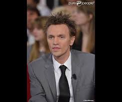 Combien rapporte le chanteur, 40 ans apr�s sa mort ? Claude Francois Cloclo Partit Trop Tot Les Chroniques De Loulou