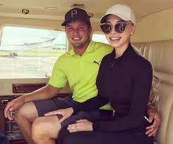 Bryson james aldrich dechambeau (born september 16, 1993) is an american professional golfer. Bryson Dechambeau Wiki Transformation Bio Girlfriend Whats In The Bag Must Read Before You Buy