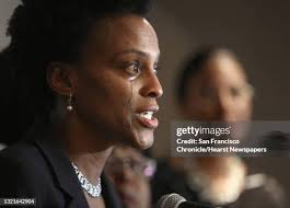 983 Liz Housing Stock Photos, High-Res Pictures, and Images