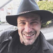 Aaron Brodeur (@brodeur)