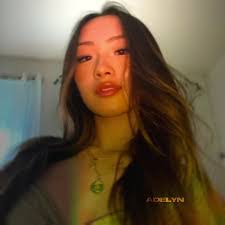 Daisy Aparicio's Instagram, Twitter & Facebook