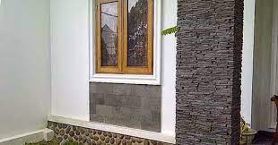 Penggunaan keramik yang permukaannya lebih kasar seperti keramik model batu alam ini akan membuat lantai garasi tidak licin dan air lebih mudah terserap di dalamnya. Inspirasi Spesial 50 Keramik Untuk Pilar Pagar