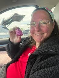 Kathy Keltz's Instagram, Twitter & Facebook