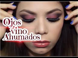 Maquillaje Ojos Vino Ahumado Tutorial Youtube Después del siguiente paso debes recurrir a extender una sombra de color vino o simplemente bermellón en el párpado móvil para realizar un maquillaje de invierno debemos formar una sencilla clave que es darle un discreto pintado a nuestro. maquillaje ojos vino ahumado tutorial