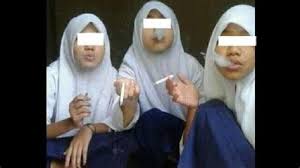 Viral video artis tiktok menyiksa dan merudapaksa gadis, korban menjerit dan ada pelaku wanita viral video rudapaksa dan penyiksaan seorang gadis di india. Wanita Banglades Yang Lagi Viral Video Lengkap Dua Wanita Mandi Sambil Naik Motor Yang Lagi Video Ini Terkait Pada Sepasang Remaja Tengah Asik Beradegan Ranjang Bermesraan Di Satu Ruangan Swimminglanguagesea