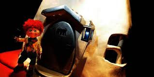 Karius og baktus) är en norsk kortfilm från 1955 i regi av ivo caprino.den handlar om två tandtroll som bor i munnen på en pojke som aldrig borstar tänderna. Karius Og Baktus Pa Urdu Og Somali Klar Tale