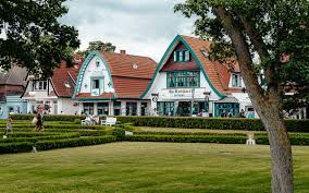 In östlicher richtung mit blick zum kurpark befindet sich das kurhaus. Ostseebad Boltenhagen 7 Orte Die Du Sehen Musst Tipps
