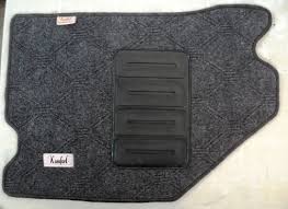 Customized red binding on a black mat for an elegant look and feel. Khurana Industries Rubber Nylon Car Floor Mats For Automobiles Rs 225 Onwards Id 3442820273