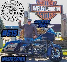 No Better Way To Start November Off Than By Welcoming Tom Back To Neil S Shark Nation On His 19 Billiard Blue Road G Road Glide Special Harley Davidson Harley