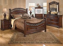 Want That Instant Heirloom Effect The Corina 4 Piece King Bedroom Set Will Weather A Lifetime Of Fashion Tren Bedroom Sets Queen King Bedroom Sets Bedroom Set