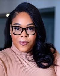 Jazmine Price's Instagram, Twitter & Facebook