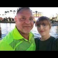 Tom Menna's Instagram, Twitter & Facebook