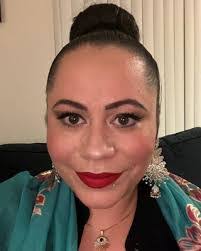 Dora Maloney's Instagram, Twitter & Facebook