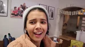 These baby photo recreations are hilarious! Vote for who you think did the  best!