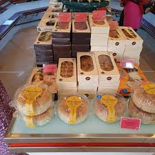 Panggang roti selama 20 menit dengan suhu 180 derajat celsius. Holland Bakery Depok Jawa Barat