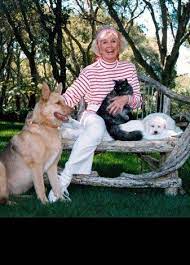Remembering Doris Day See The Actress Through The Years Dory Doris Day Movies Animals