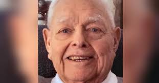 Ann Nemec's Instagram, Twitter & Facebook