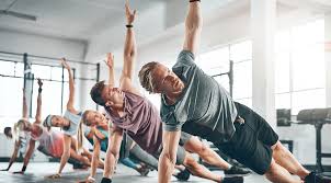Manakala senaman otot adalah senaman yang melibatkan daya tahan otot seperti mengangkat berat, tekan tubi, 'pull up', 'plank' dan sebagainya. Latihan Kardio Weight Training Atau Yoga Mana Lebih Bagus Ini Kebaikan Setiap Senaman Maskulin