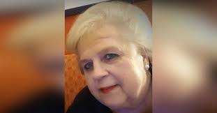 Linda Zabel's Instagram, Twitter & Facebook