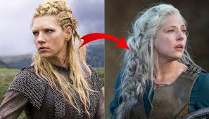 Une fois sur les terres du roi ecbert , ragnar doit livrer plusieurs batailles afin de préserver l'avenir de son peuple en faisant établir plusieurs colonies sur le sol d' angleterre. Vikings La Vraie Raison Derriere Le Changement De Couleur Des Cheveux De Lagertha