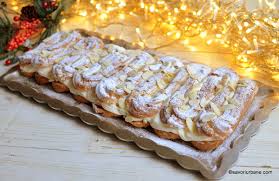 Crema De Vanilie Pentru Prajituri Torturi Crema De Patiserie Crema Fiarta Cu Lapte și Oua Savori Urbane Food Eat Dessert Breakfast Dessert
