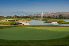 Ciugud ciugud (în maghiară maroscsüged, în germană schenkendorf) este un sat în județul alba, transilvania, românia. Alba Resort De Golf Modern Inaugurat La Ciugud News Ro
