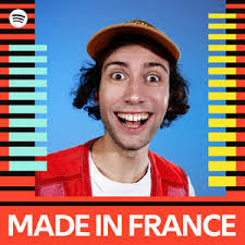 Lily Bain's Instagram, Twitter & Facebook