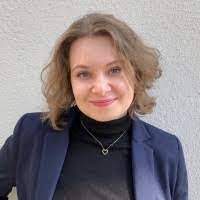 Nancy Etzrodt's Instagram, Twitter & Facebook