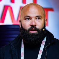 2100+ "The Glancy" profiles