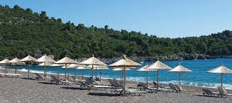 Η παραλία της αγίας άννας είναι η μεγαλύτερη βοτσαλωτή παραλία στην εύβοια. 3enodoxeio Agali Paraliako 3enodoxeio Sthn Agia Anna Eyboias