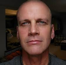 Todd Leech's Instagram, Twitter & Facebook