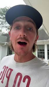 Cooper Alan Bee Line Out That Door