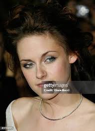 2,485 Kristen Mann Photos & High Res Pictures