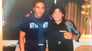 1984'te graciani, boca juniors tarafından imzalandı ve 1980'lerin önde gelen golcüleri oldu ve kulüple iki uluslararası şampiyonluk kazandı. B 9recbm3dvckm
