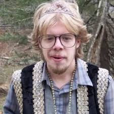 Conor Gillespie (@realsaintowen)