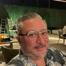 By the way, flight attendant Deena was so wonderful to us as we flew from  Baltimore to Portland, ME Wednesday morning. ❤️❤️❤️