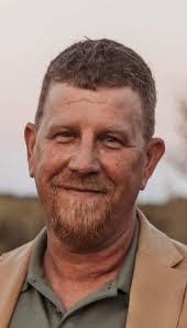 Gary Reavis's Instagram, Twitter & Facebook