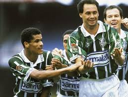 A drugs ban forced him to miss argentina's successful defence of their continental title in ecuador two years later, though he was united once more with batigol for usa 1994, a tournament at. Esquecidos Pelo Tetra 10 Jogadores Que Brilharam Em 1994 E Ficaram Fora Da Convocacao De Parreira