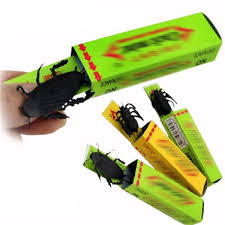 Find here how shock chewing gum works and what is inside a shock chewing gum along with the circuit diagram. 2 5pcs Joke Chewing Gum Shocking Toy Gadget Prank Trick Gag Cockroach Gum Farce Ebay
