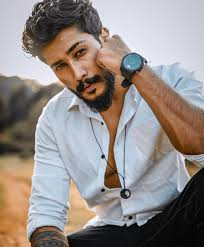 Field beyond rights and wrongs 🕊🤍 @melvin.ace @vijay_cinematics 💯  #Fashion #Style #OOTD #InstaFashion #Vintage #FashionBlogger #Fashionista  #StreetStyle #Stylish #InstaStyle #Streetwear #StreetStyle #UrbanWear  #SimpleFits #DailyLook #MinimalMovement ...