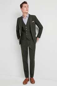 There are not so many tweed suits in numerous shopping malls. Best Tweed Suits Of 2021 Kingsman To Moss Bros British Gq
