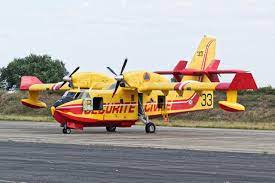 The united airlines canadair regional jet 700 features 70 seats in a 3 cabin configuration. Bombardier 415 Price Specs Photo Gallery History Aero Corner