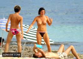 Holly davidson boobs - stvincent.nupark.com