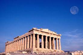 You have to be in god phisical shape to see the pathenon is not an easy way up there but ones you reach the top off the moutain is all worsdthet.the views off athens from the monument are fenomenal. Parthenon Athen