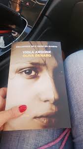 Sto per iniziare dopo vostro suggerimento... Oliva Denaro di Viola Ardone  La trama è bellissima.. Ho letto dell'autrice il treno dei Bambini e poi  voglio leggere grande meraviglia
