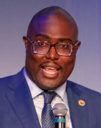 Mike Huckabee PAC funnels cash to committee behind anti-Scott ads