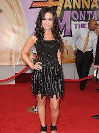Lovato's father, patrick, died of cancer on june 22, 2013, at age 53. 33 Pics Charting Demi Lovato S Transformation Through The Years Capital