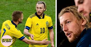 Diskutera och följ sverige fotboll här på sportlovin. Ws7xi78yt8xksm