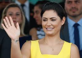 Uma pequena comemoração está sendo preparada para acontecer na casa de araras, reunindo apenas os mais íntimos. Lista De Primeiras Damas Do Brasil Wikipedia A Enciclopedia Livre