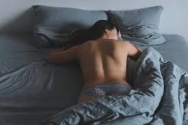 Valérie bénaïm et ses chroniqueurs débriefent la télé. Pourquoi Dormir Sans Culotte La Nuit Est Une Bonne Habitude